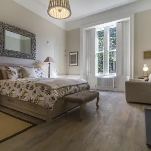 https://haymarket-apartments.edinburghhotelsuk.org